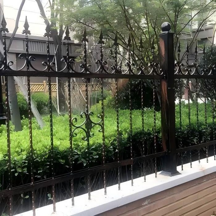 Iron Wall Fences factory Iron Wall Fences factory